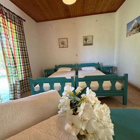 Apartamento Studio Savvas Melíkia Exterior foto